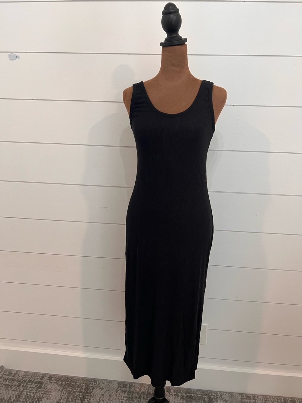 Old Navy Black Ribbed Tank Midi Dress
